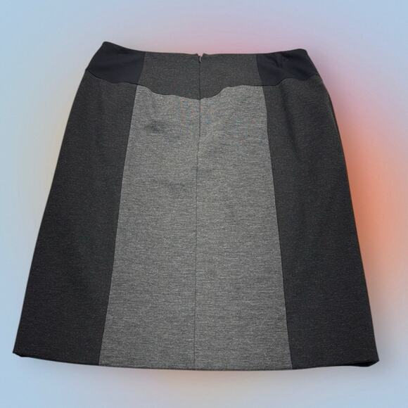 HALOGEN Women’s 10 Black Gray Skirt - Picture 3 of 4